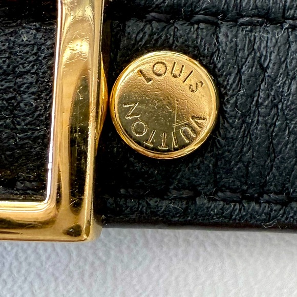LOUIS VUITTON 
Reversible Monogram Dauphine Bracelet Black - Picture 5 of 11